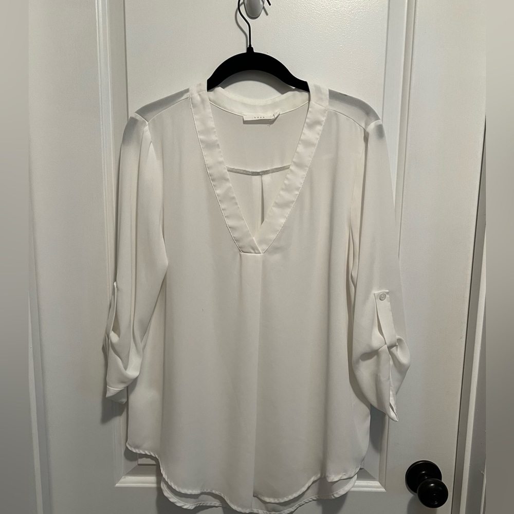 White lush blouse 3/4 length sleeves